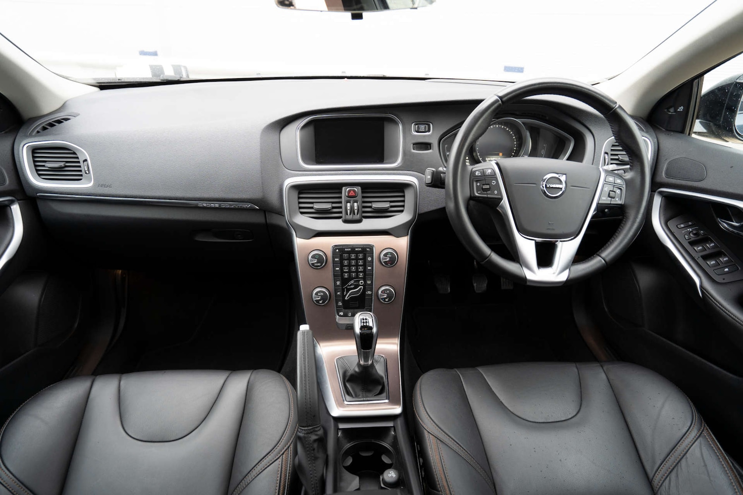 Used Volvo V40 2018 for sale - 76829994: Photo 17