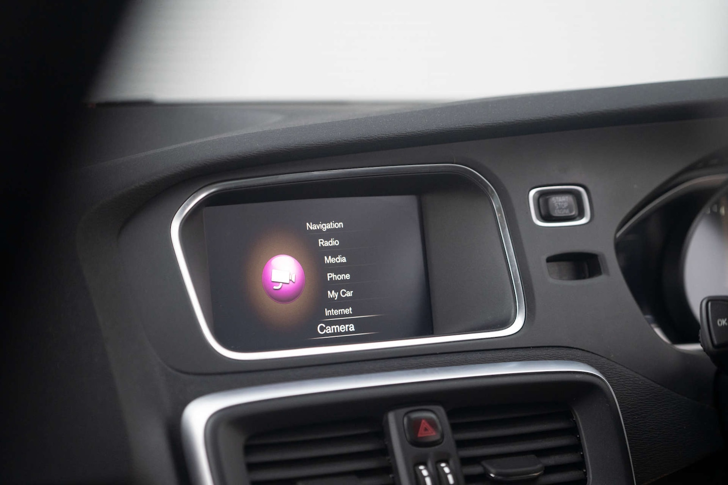 Used Volvo V40 2018 for sale - 76829994: Photo 21