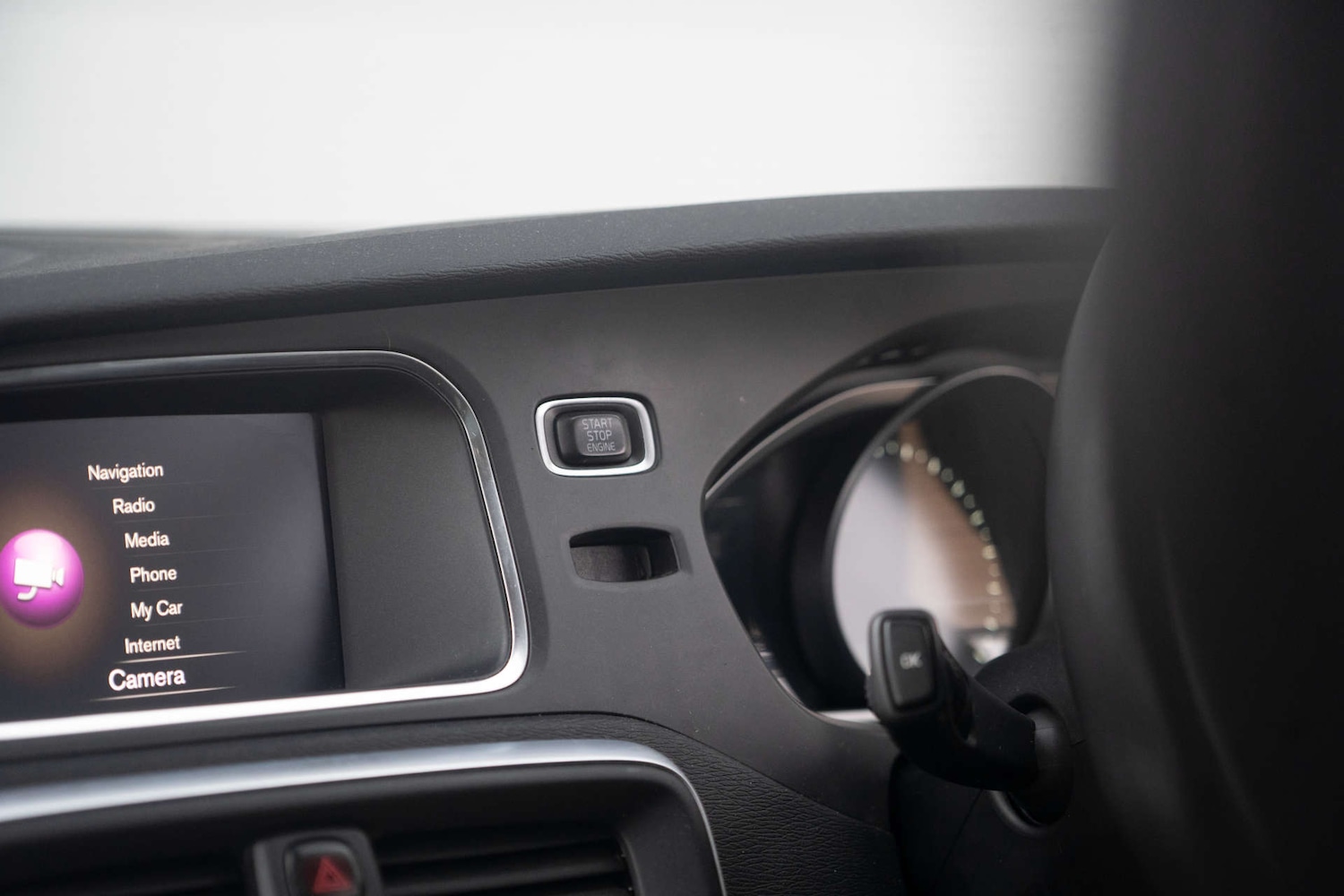 Used Volvo V40 2018 for sale - 76829994: Photo 24