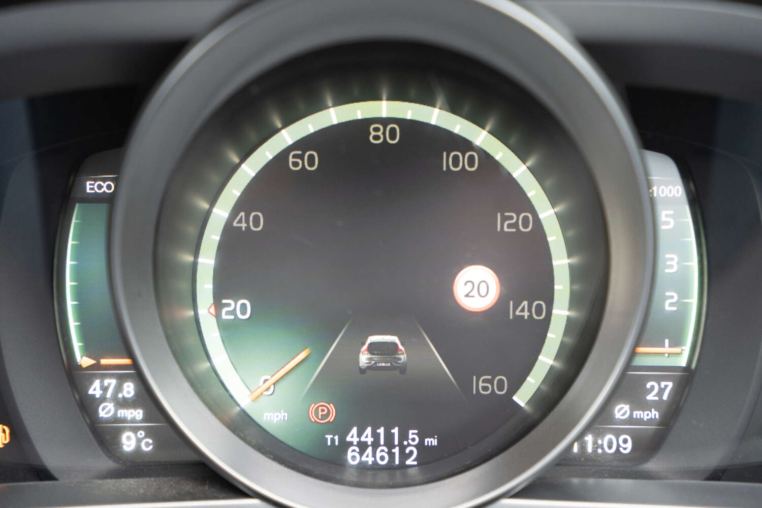 Used Volvo V40 2018 for sale - 76829994: Photo 35