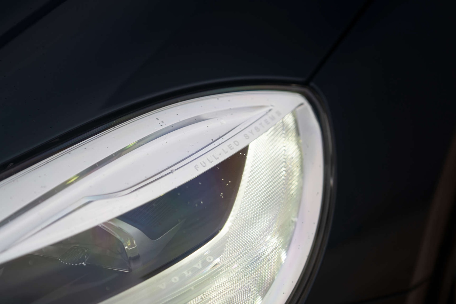 Used Volvo V40 2018 for sale - 76829994: Photo 51