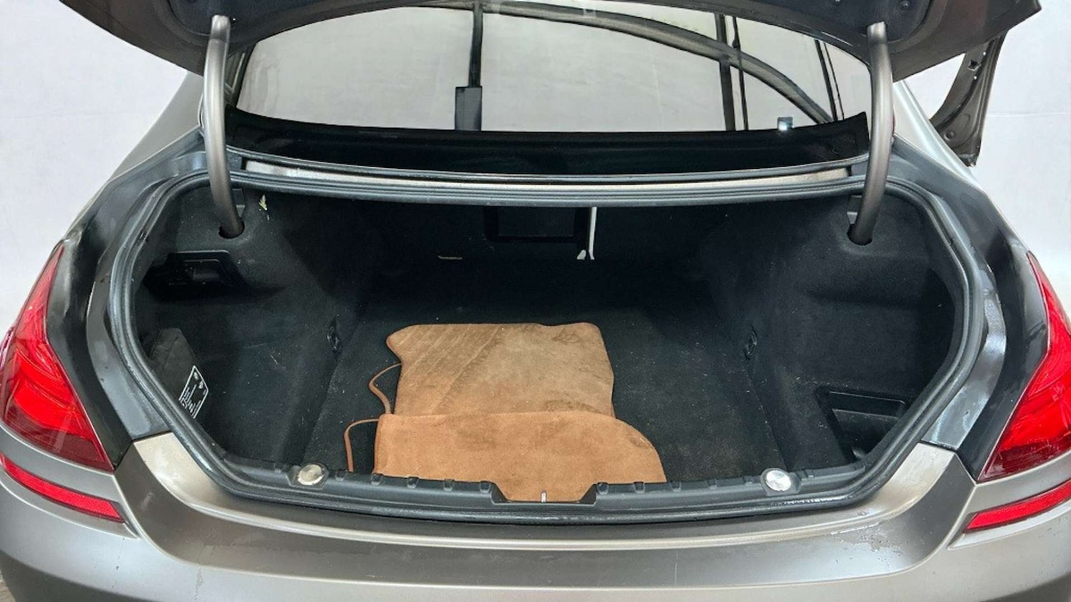 Used BMW 6 Series 2013 for sale - 77245620: Photo 11