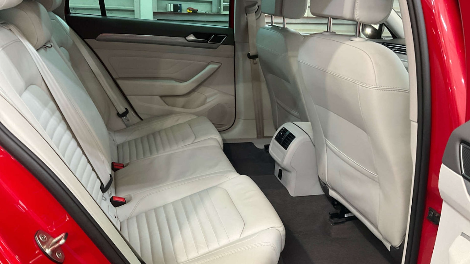 Used Volkswagen Passat 2020 for sale - 77339211: Photo 2