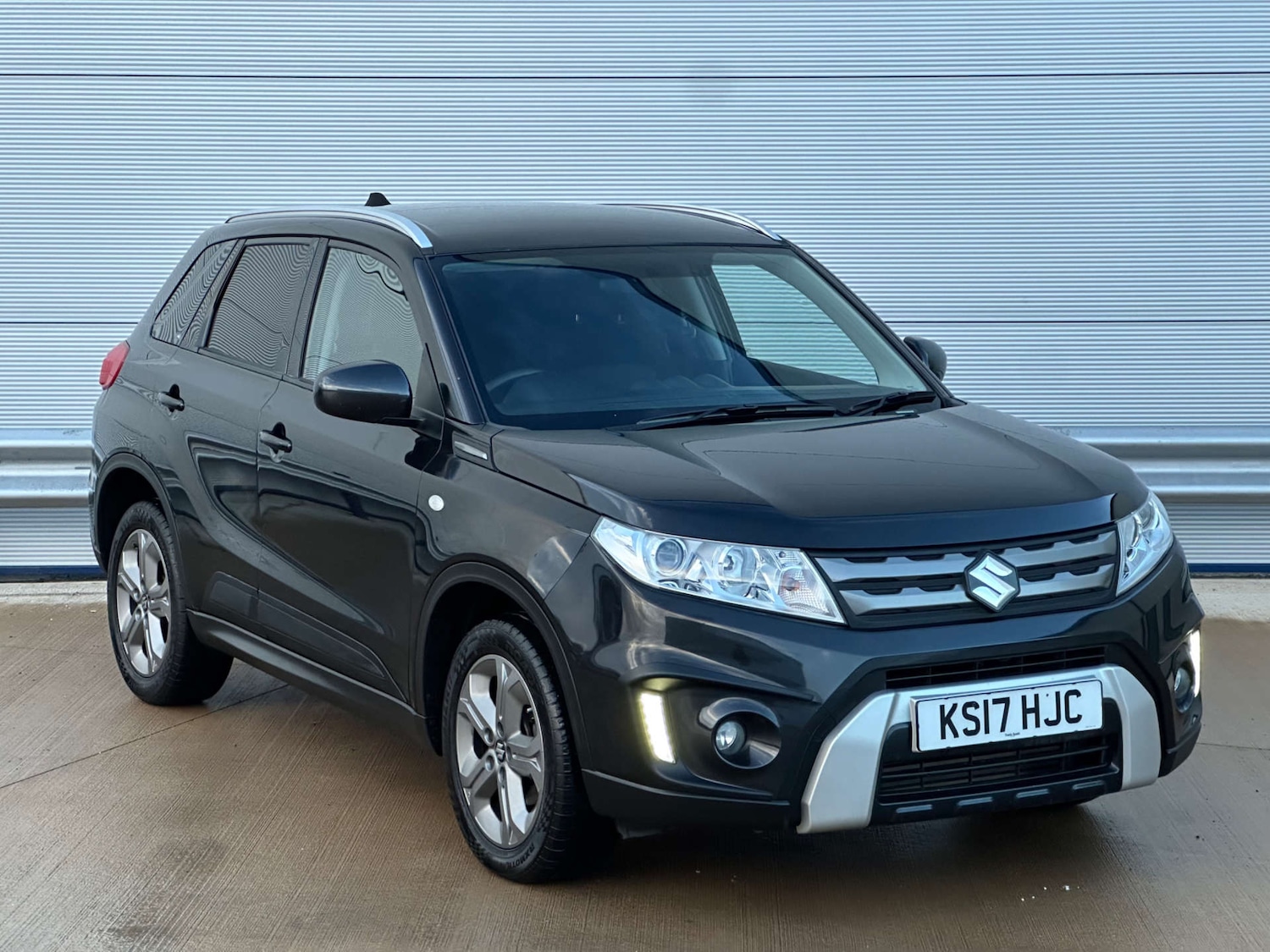 Used Suzuki Vitara 2017 for sale - 76829754: Photo 1