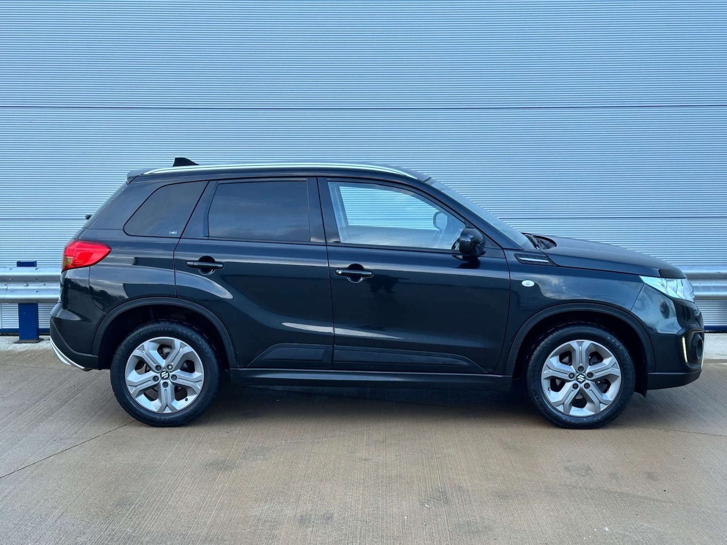 Used Suzuki Vitara 2017 for sale - 76829754: Photo 4