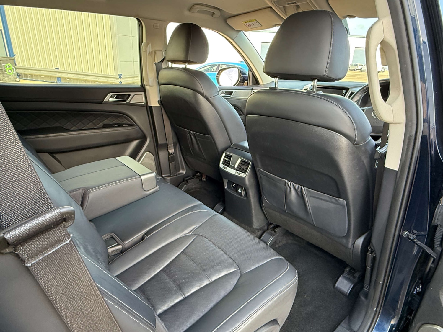 Used Ssangyong Rexton 2018 for sale - 76720228: Photo 41