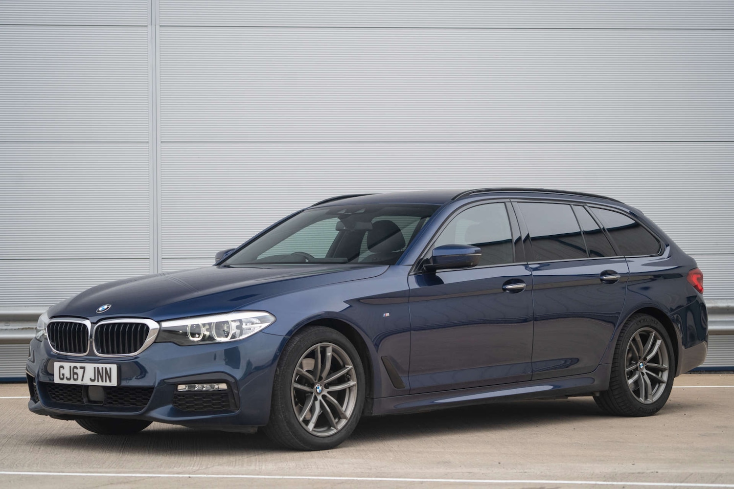 Used BMW 5 Series 2017 for sale - 78003817: Photo 2