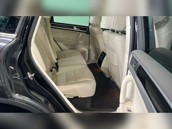 Used Volkswagen Touareg 2017 for sale - 78781463: Photo