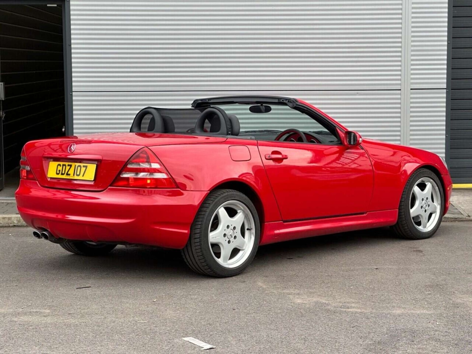 Used Mercedes-Benz SLK 2003 for sale - 76720229: Photo 12