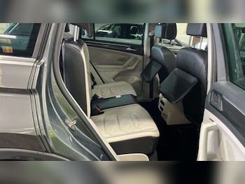 Used Volkswagen Tiguan 2017 for sale - 79058493: Photo