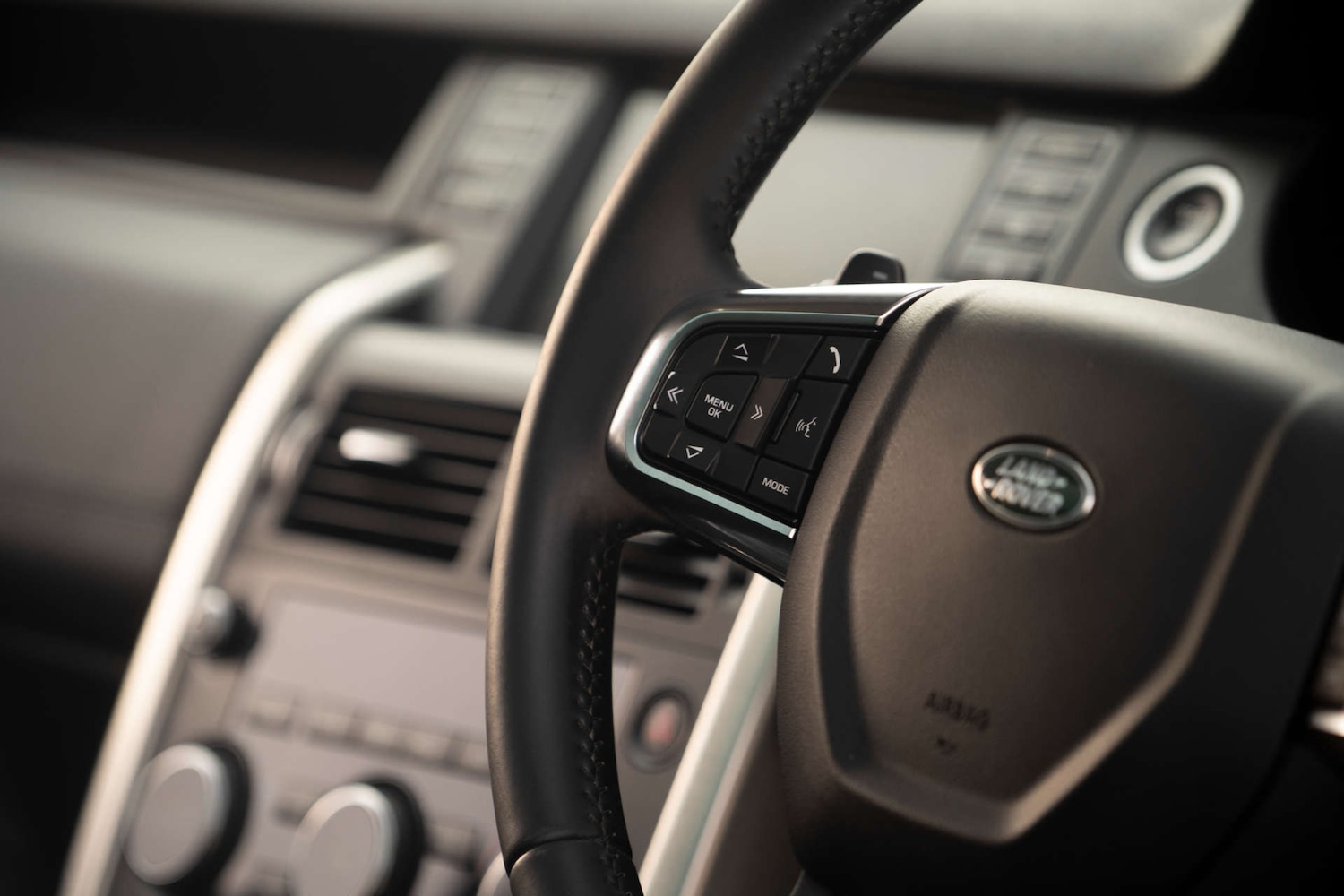 Used Land Rover Discovery Sport 2015 for sale - 76720214: Photo 10