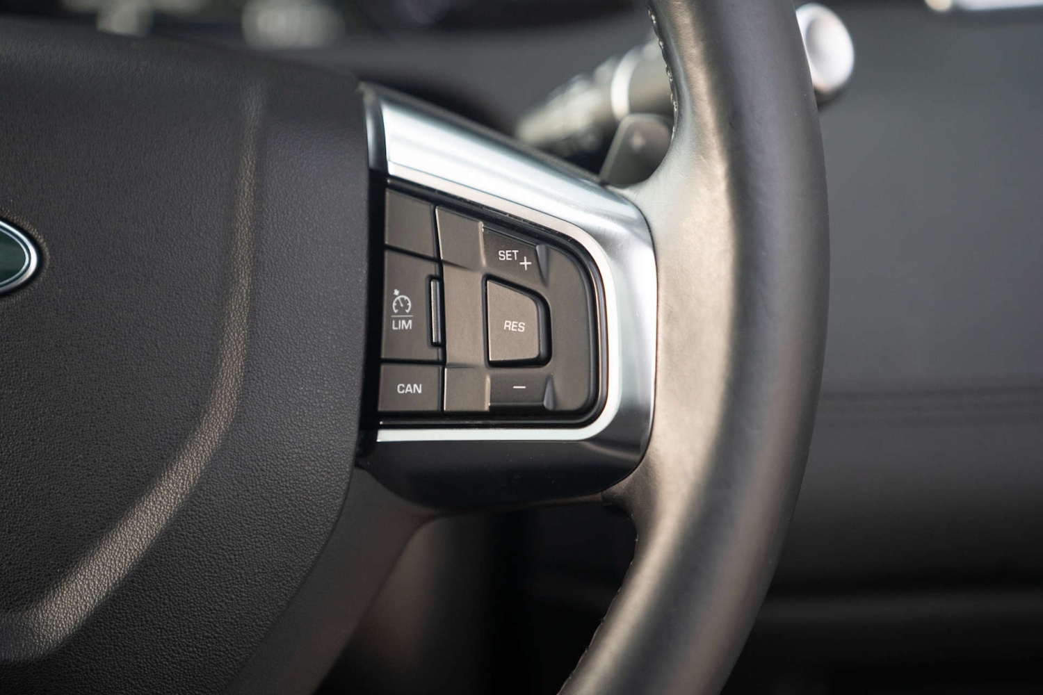 Used Land Rover Discovery Sport 2015 for sale - 76720214: Photo 12