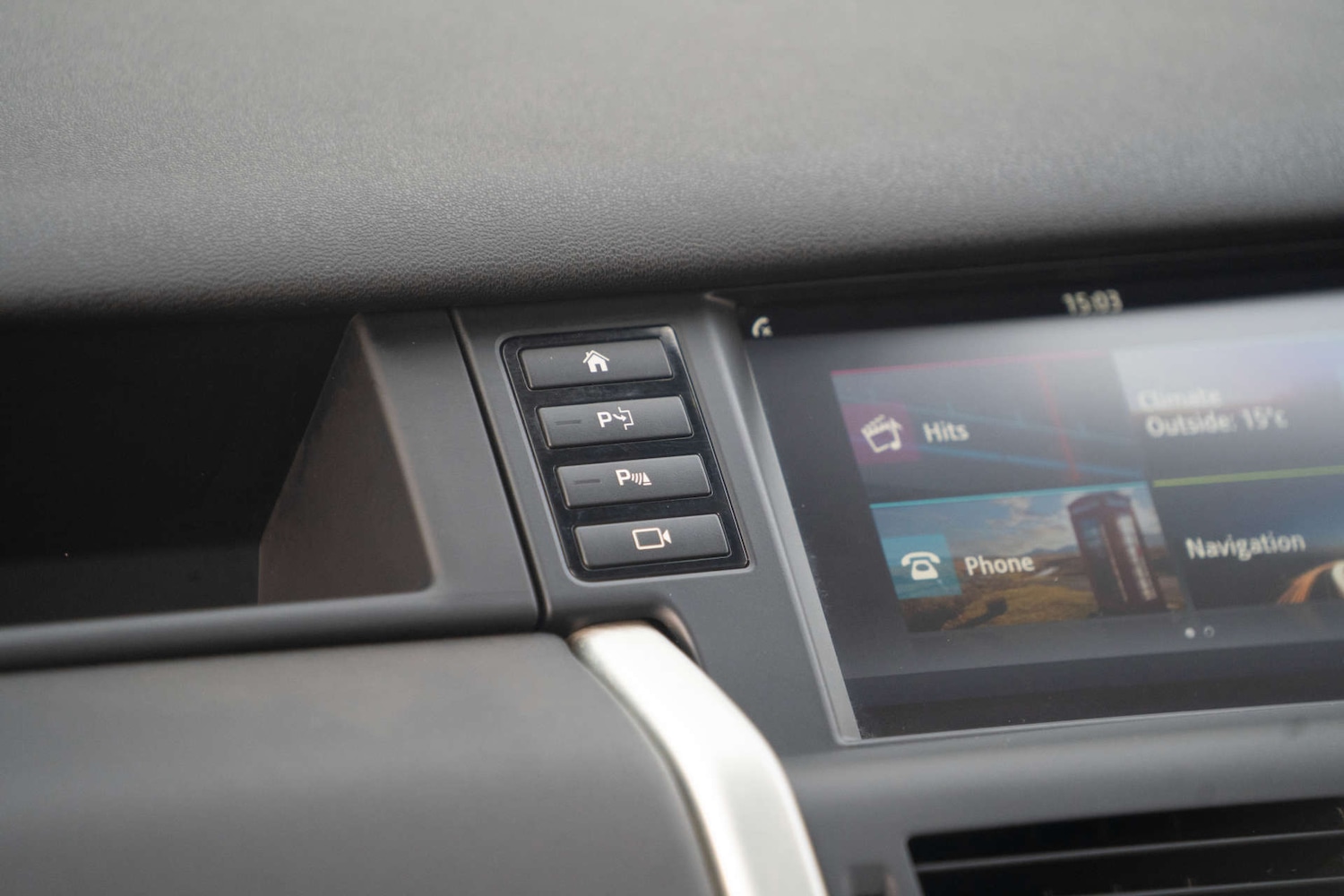 Used Land Rover Discovery Sport 2015 for sale - 76720214: Photo 17