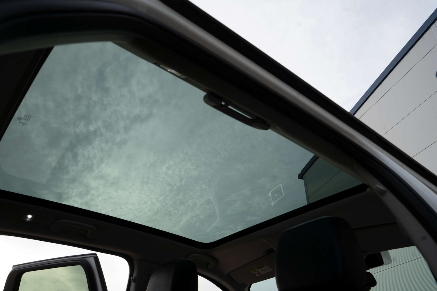 Used Land Rover Discovery Sport 2015 for sale - 76720214: Photo 25