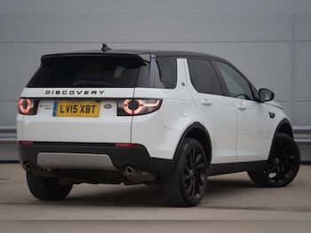 Used Land Rover Discovery Sport 2015 for sale - 76720214: Photo