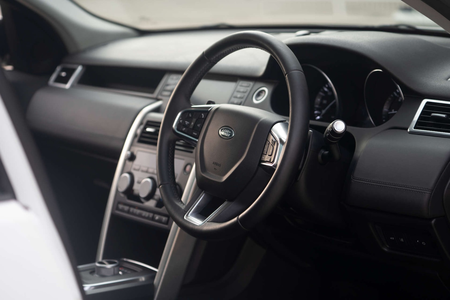 Used Land Rover Discovery Sport 2015 for sale - 76720214: Photo 4