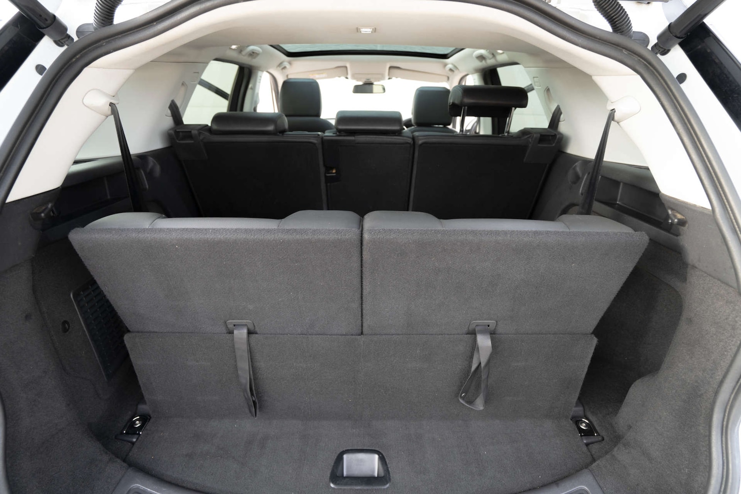 Used Land Rover Discovery Sport 2015 for sale - 76720214: Photo 44