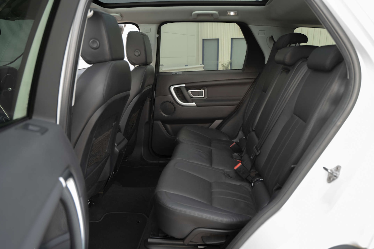 Used Land Rover Discovery Sport 2015 for sale - 76720214: Photo 8