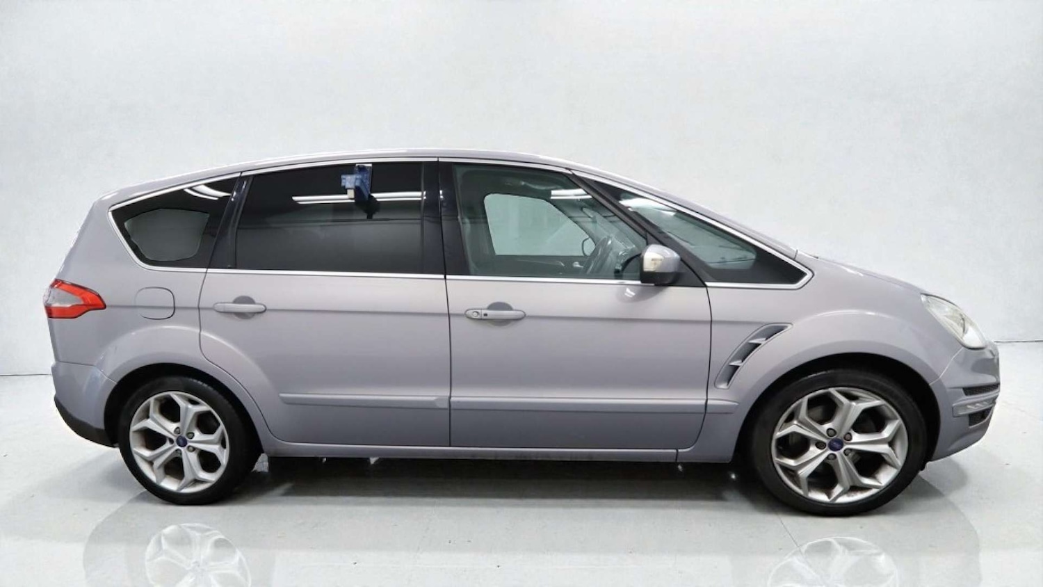 Used Ford S-Max 2014 for sale - 77187827: Photo 10