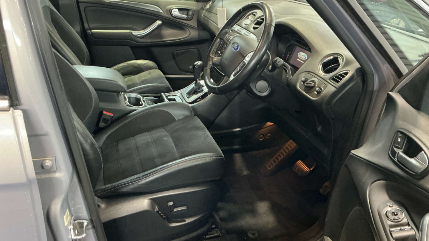 Used Ford S-Max 2014 for sale - 77187827: Photo 6