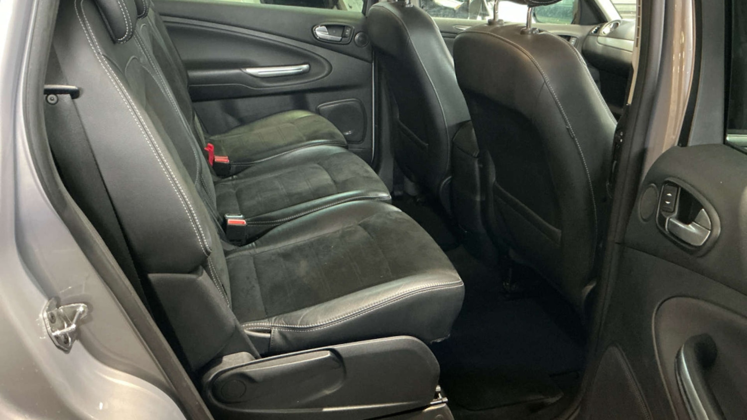 Used Ford S-Max 2014 for sale - 77187827: Photo 8