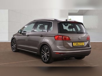 Used Volkswagen Golf SV 2016 for sale - 79519974: Photo