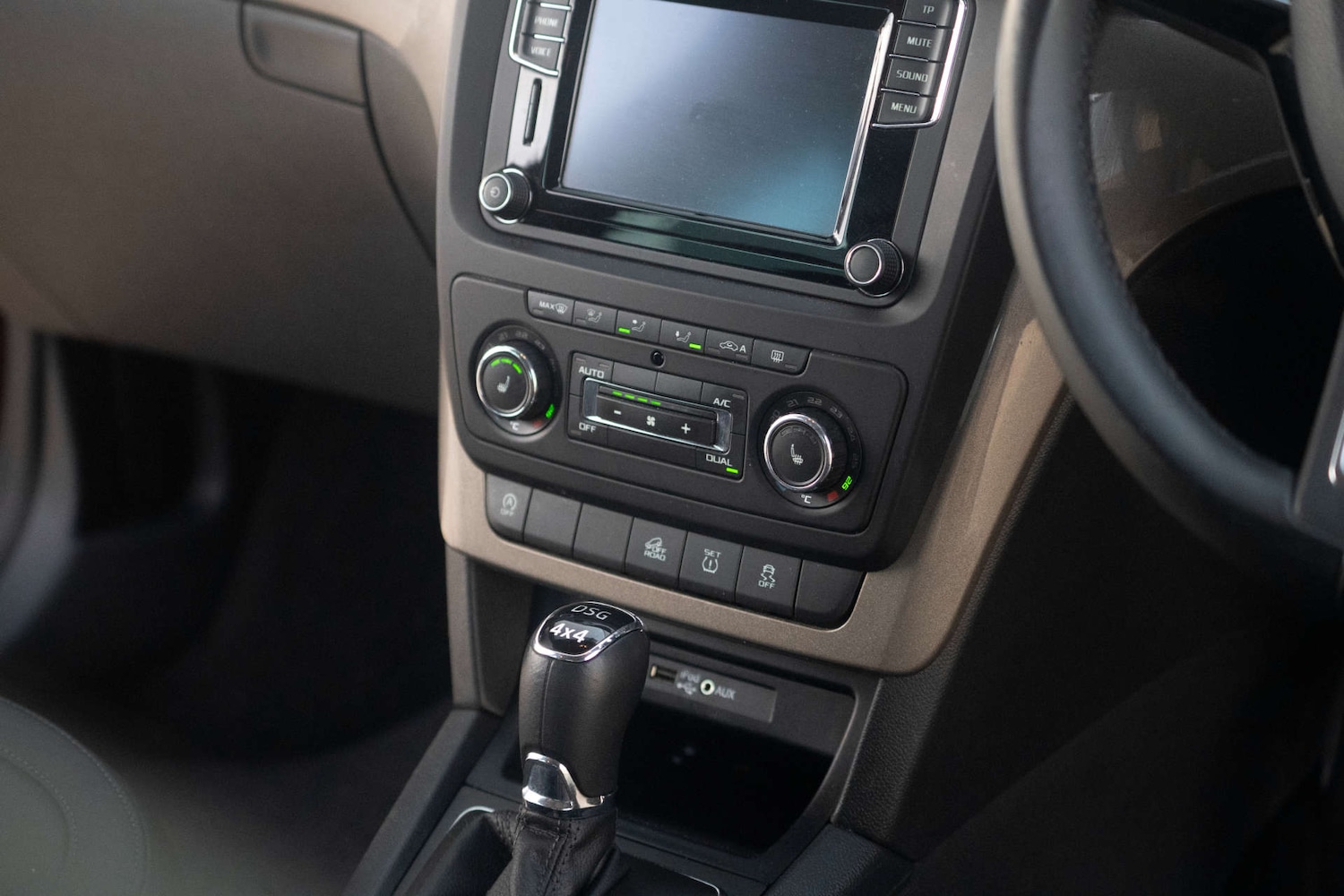 Used Skoda Yeti 2015 for sale - 76720245: Photo 17