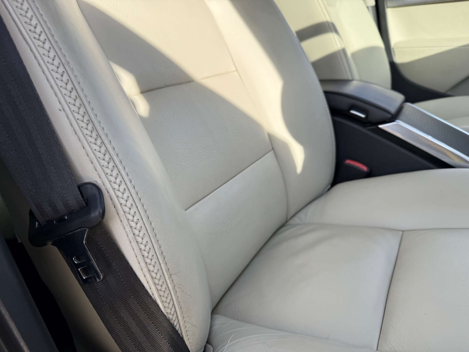 Used Volvo XC70 2014 for sale - 76830214: Photo 11