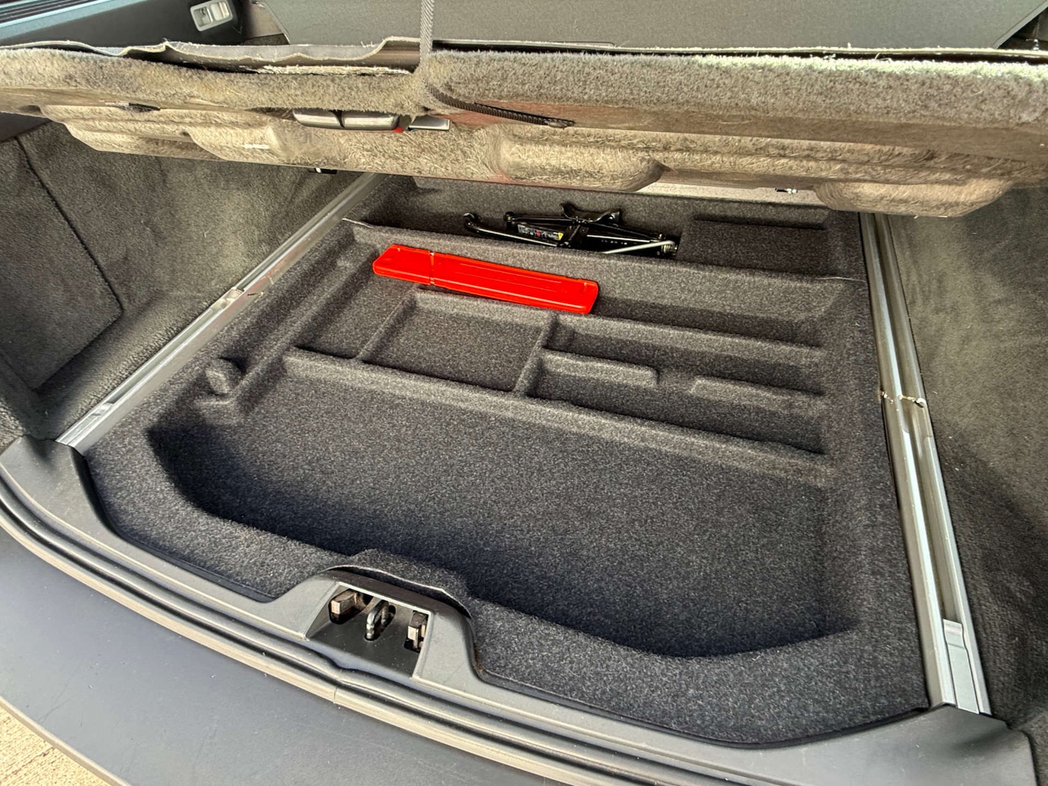 Used Volvo XC70 2014 for sale - 76830214: Photo 43