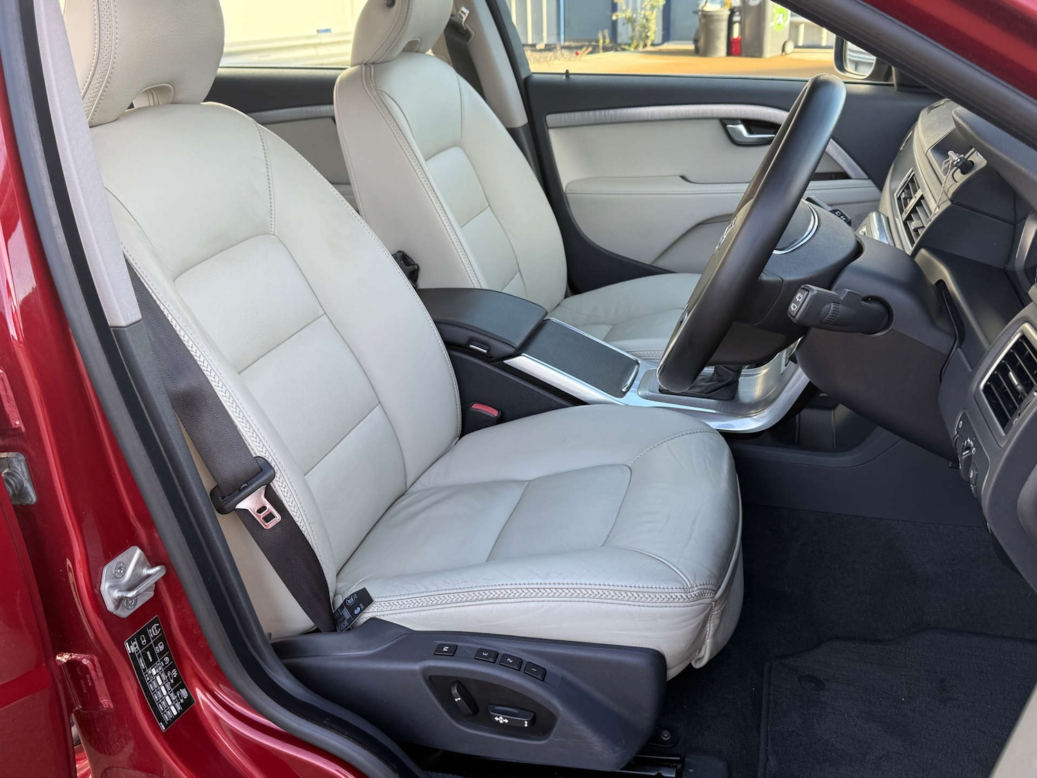 Used Volvo XC70 2014 for sale - 76830214: Photo 7