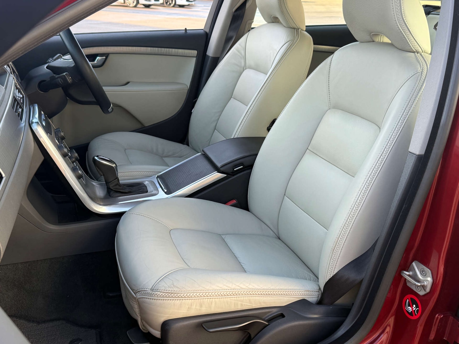 Used Volvo XC70 2014 for sale - 76830214: Photo 8