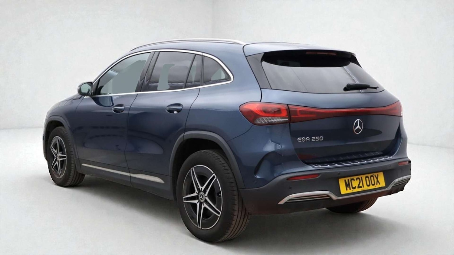 Used Mercedes-Benz EQA 2021 for sale - 77154651: Photo 4