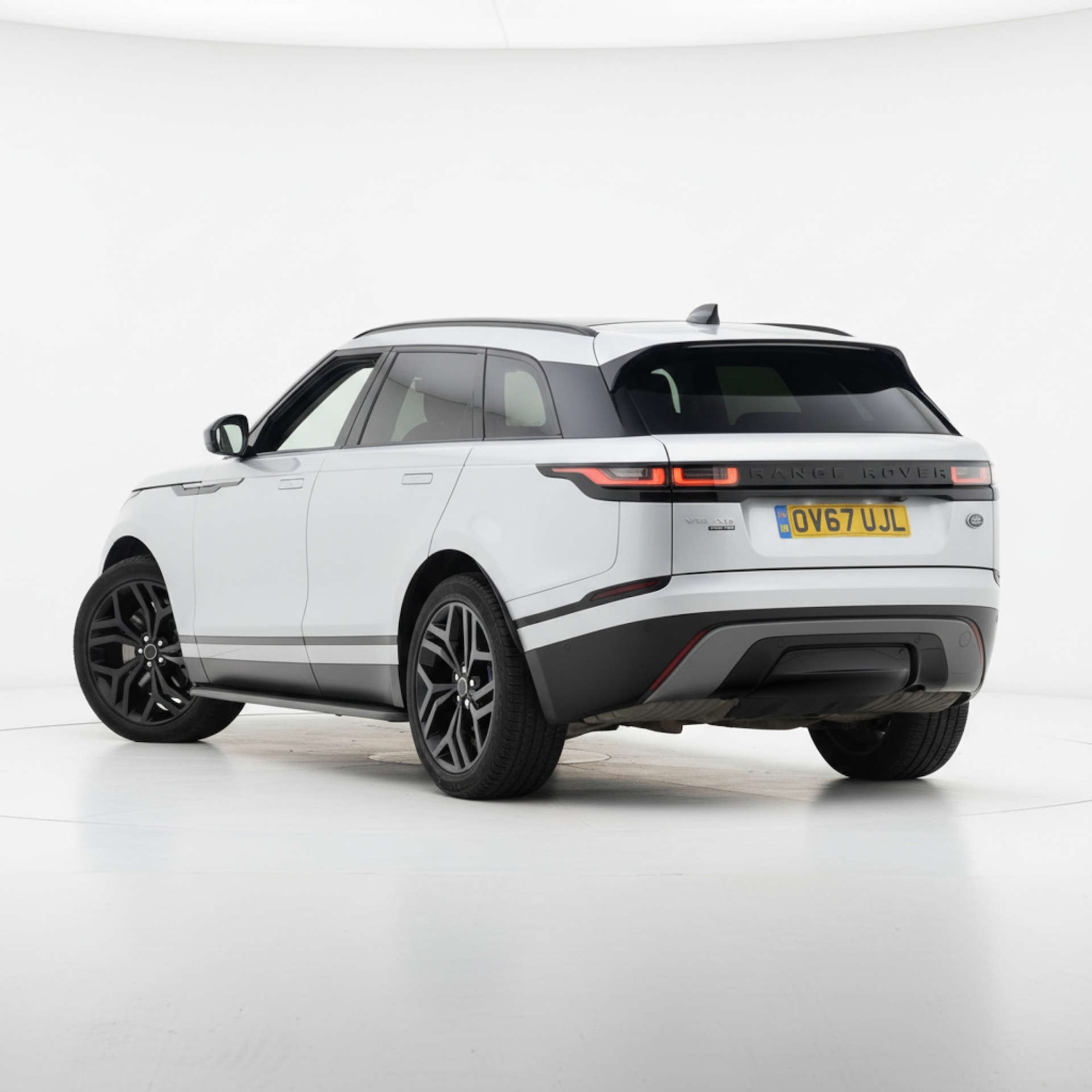 Used Land Rover Range Rover Velar 2017 for sale - 77845589: Photo 5