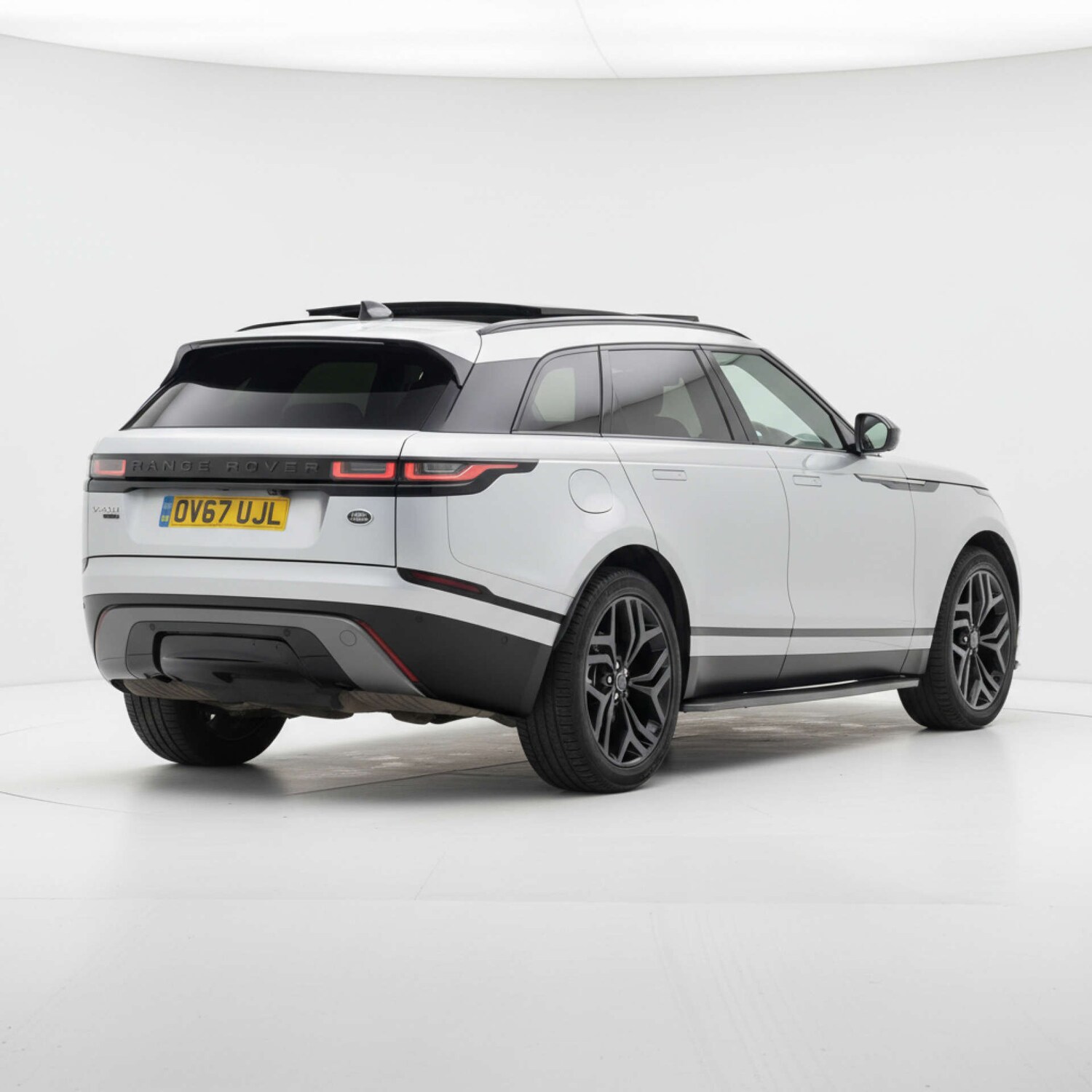 Used Land Rover Range Rover Velar 2017 for sale - 77845589: Photo 6