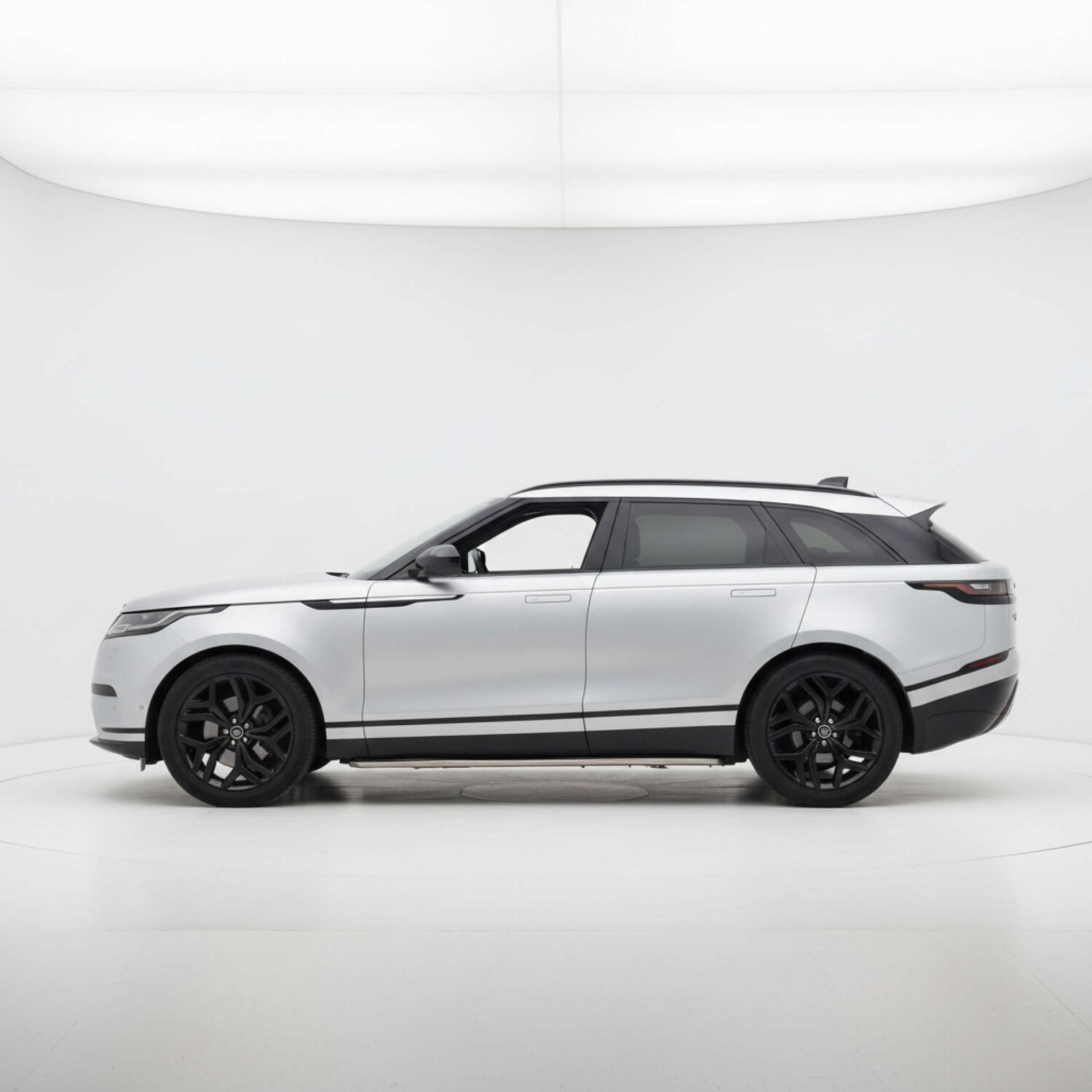 Used Land Rover Range Rover Velar 2017 for sale - 77845589: Photo 81