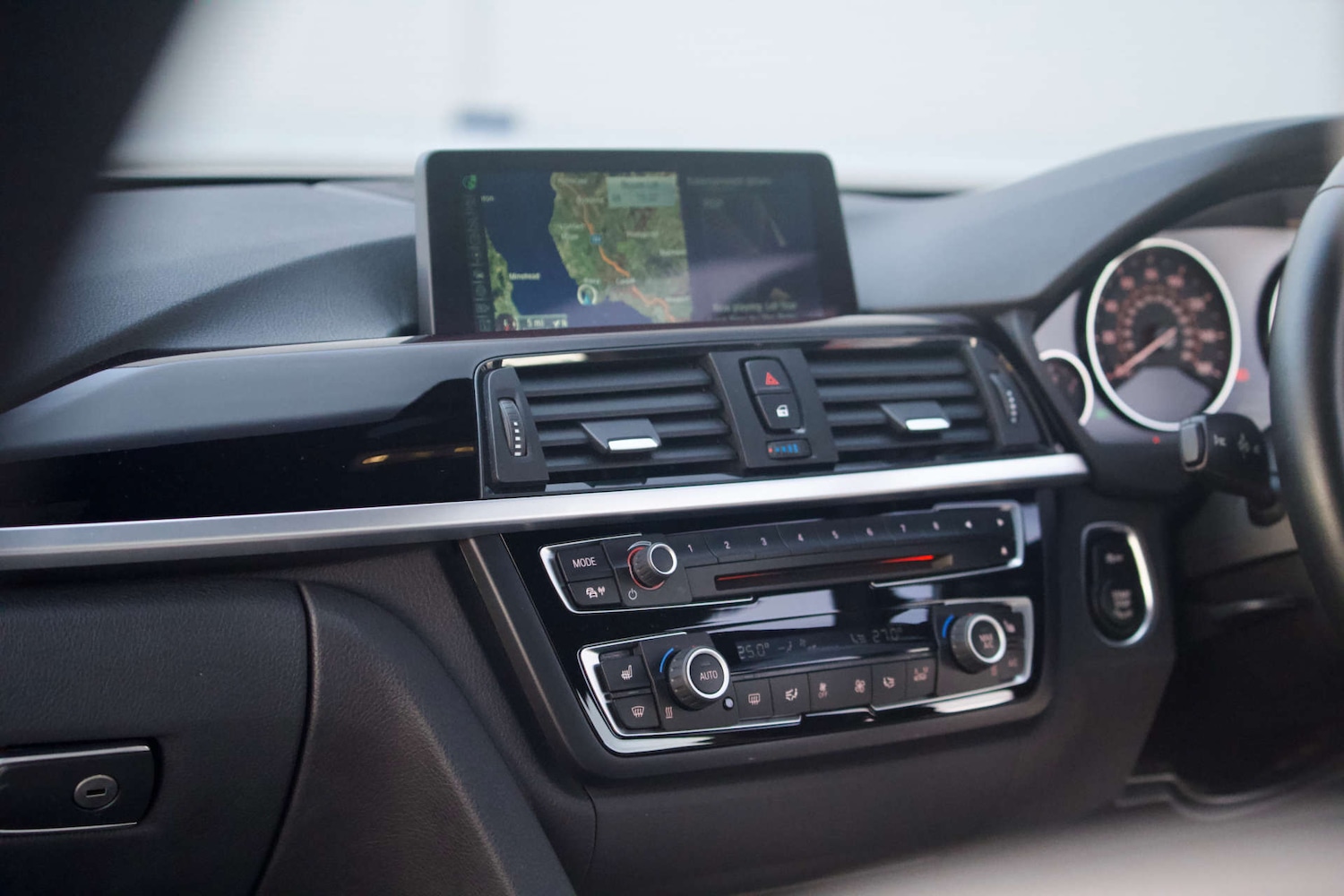 Used BMW 4 Series 2015 for sale - 76969200: Photo 16