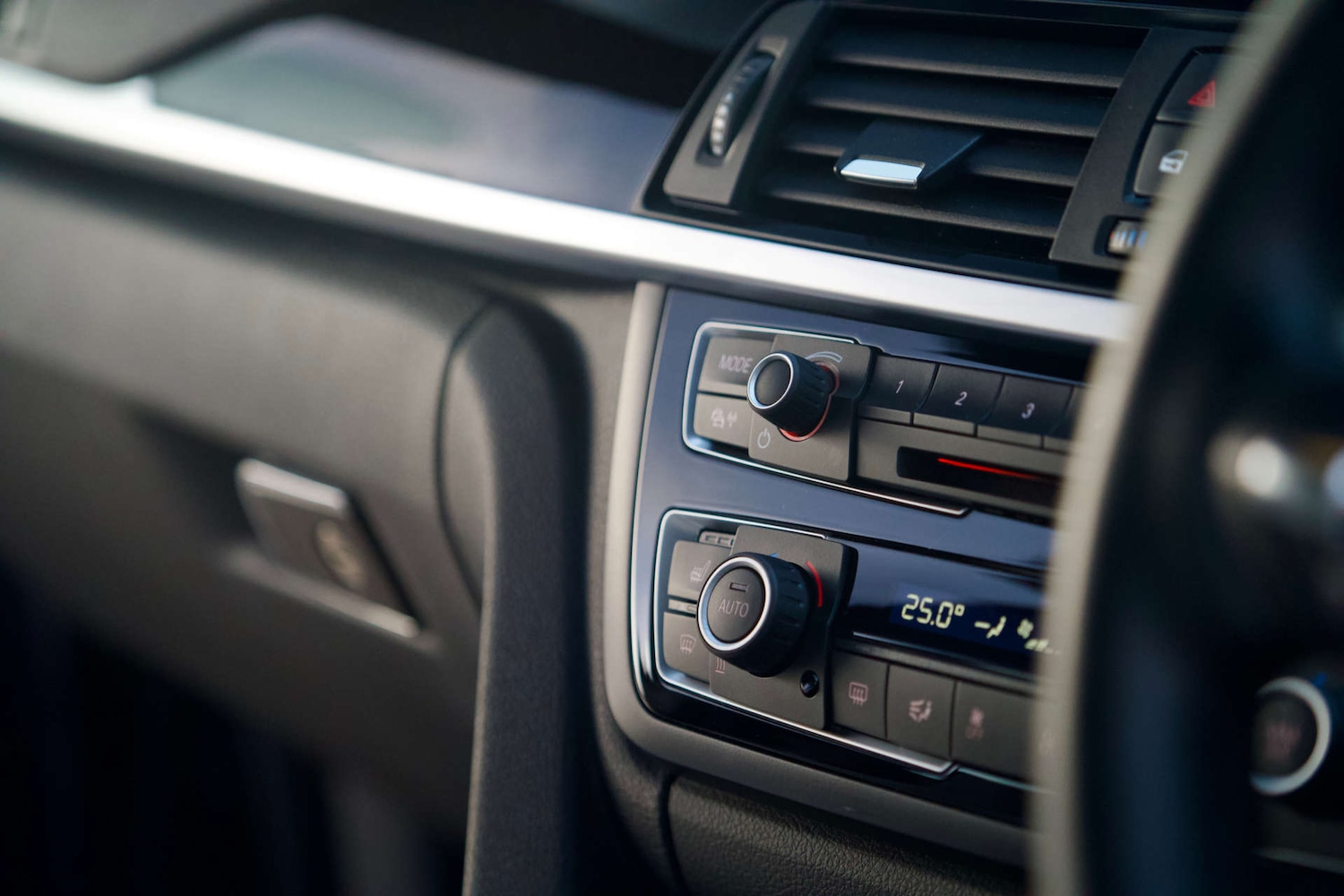 Used BMW 4 Series 2015 for sale - 76969200: Photo 33