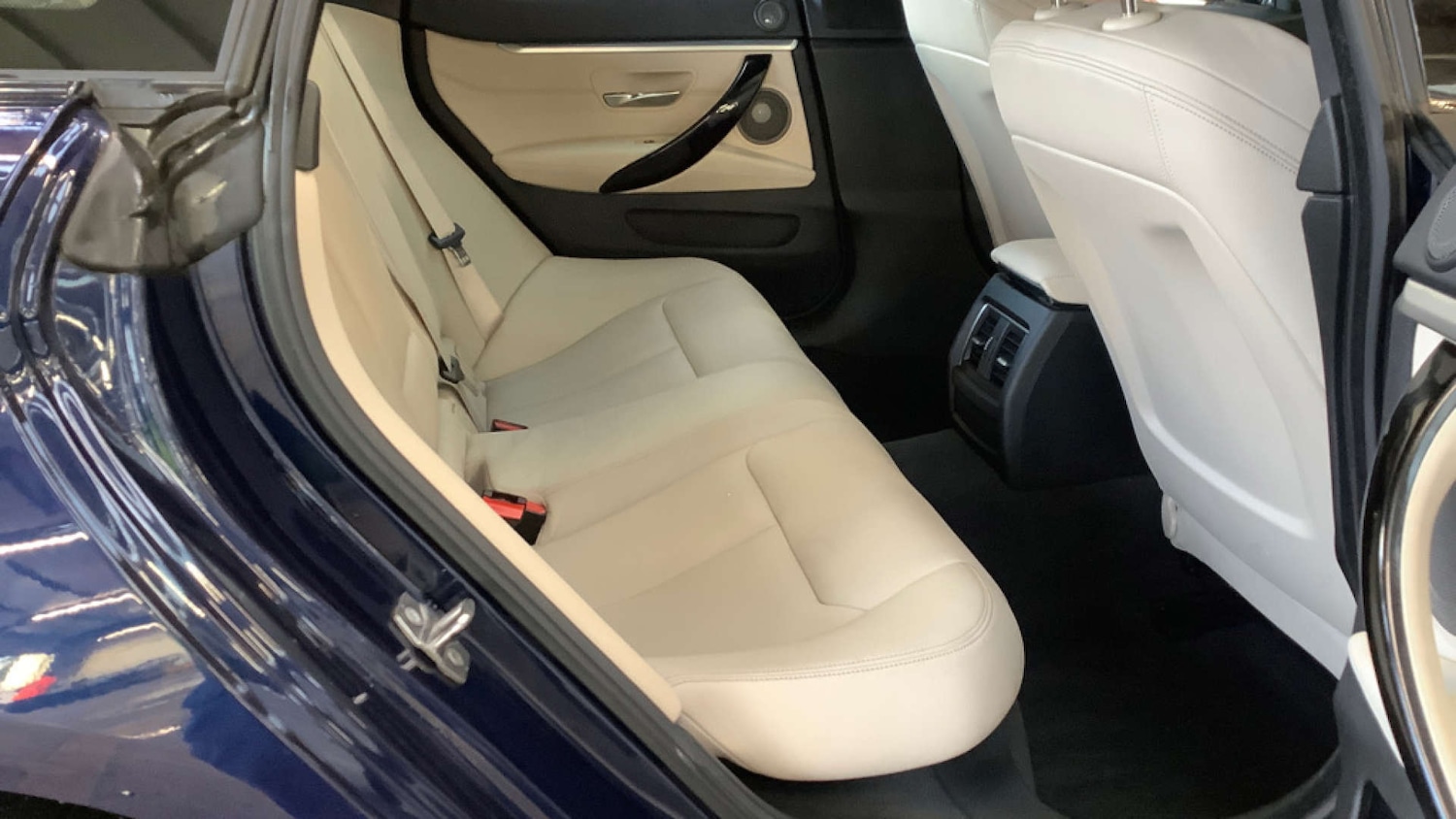 Used BMW 4 Series 2015 for sale - 76969200: Photo 9