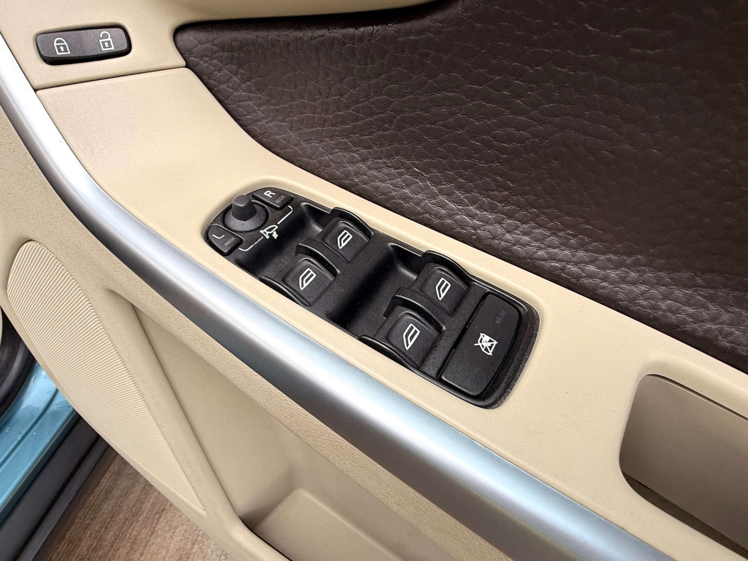 Used Volvo XC60 2008 for sale - 77187830: Photo 22