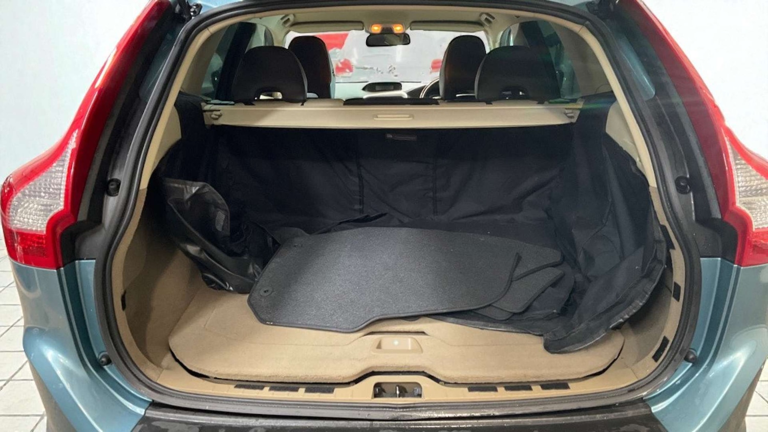 Used Volvo XC60 2008 for sale - 77187830: Photo 8