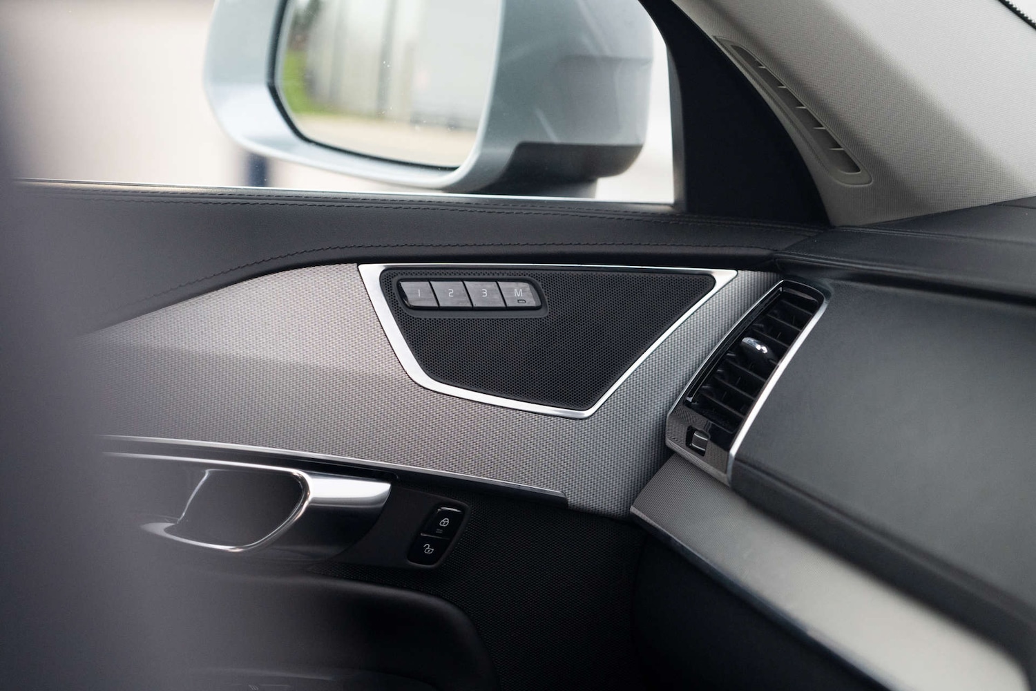 Used Volvo XC90 2015 for sale - 76859428: Photo 6