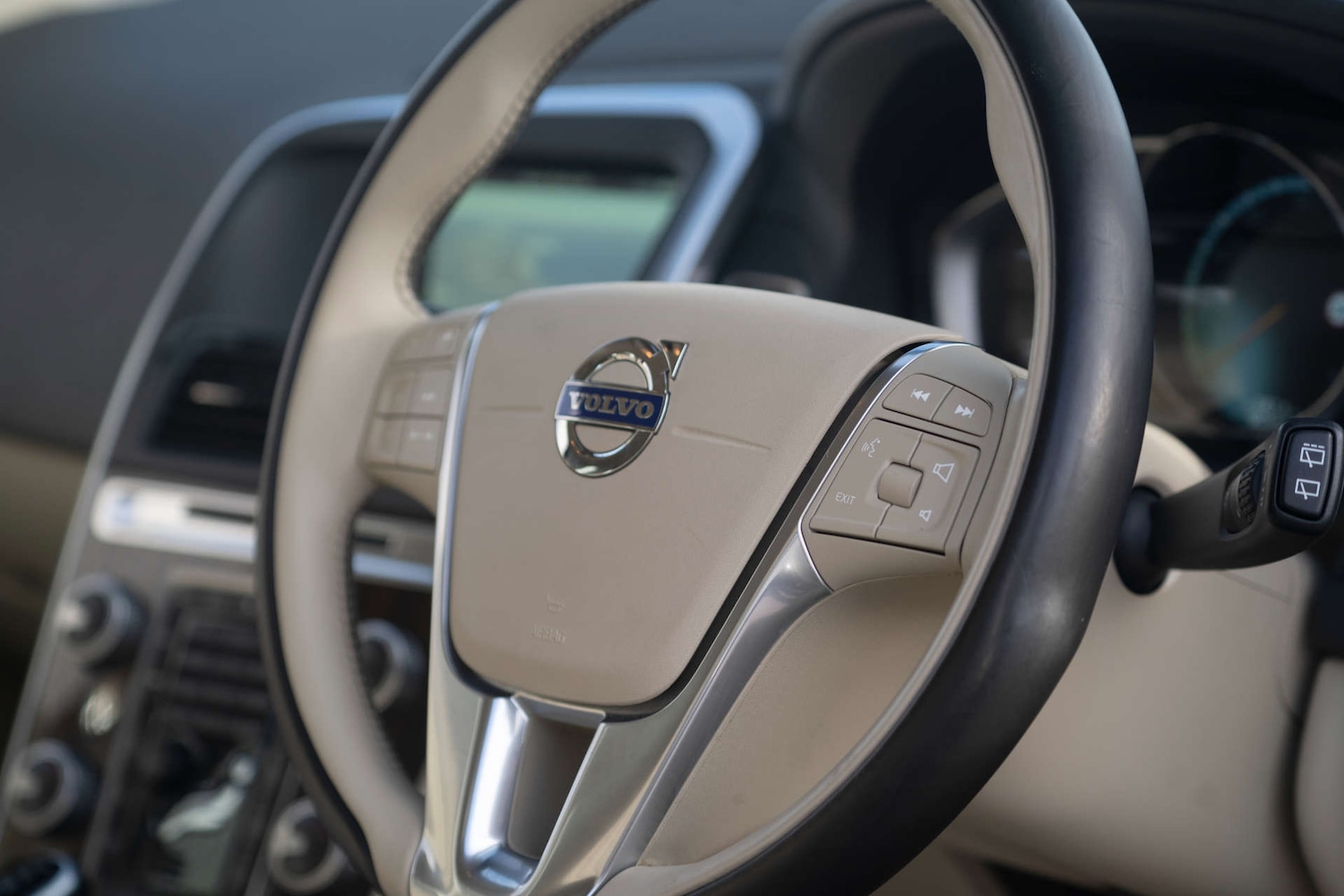 Used Volvo XC60 2015 for sale - 76720221: Photo 13