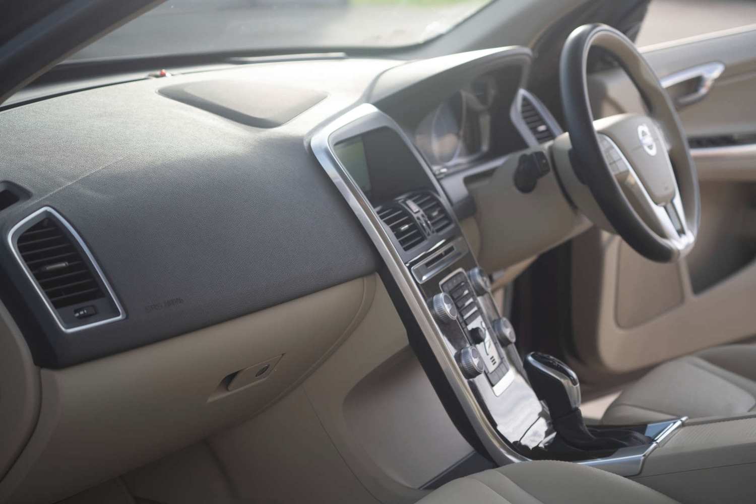 Used Volvo XC60 2015 for sale - 76720221: Photo 19