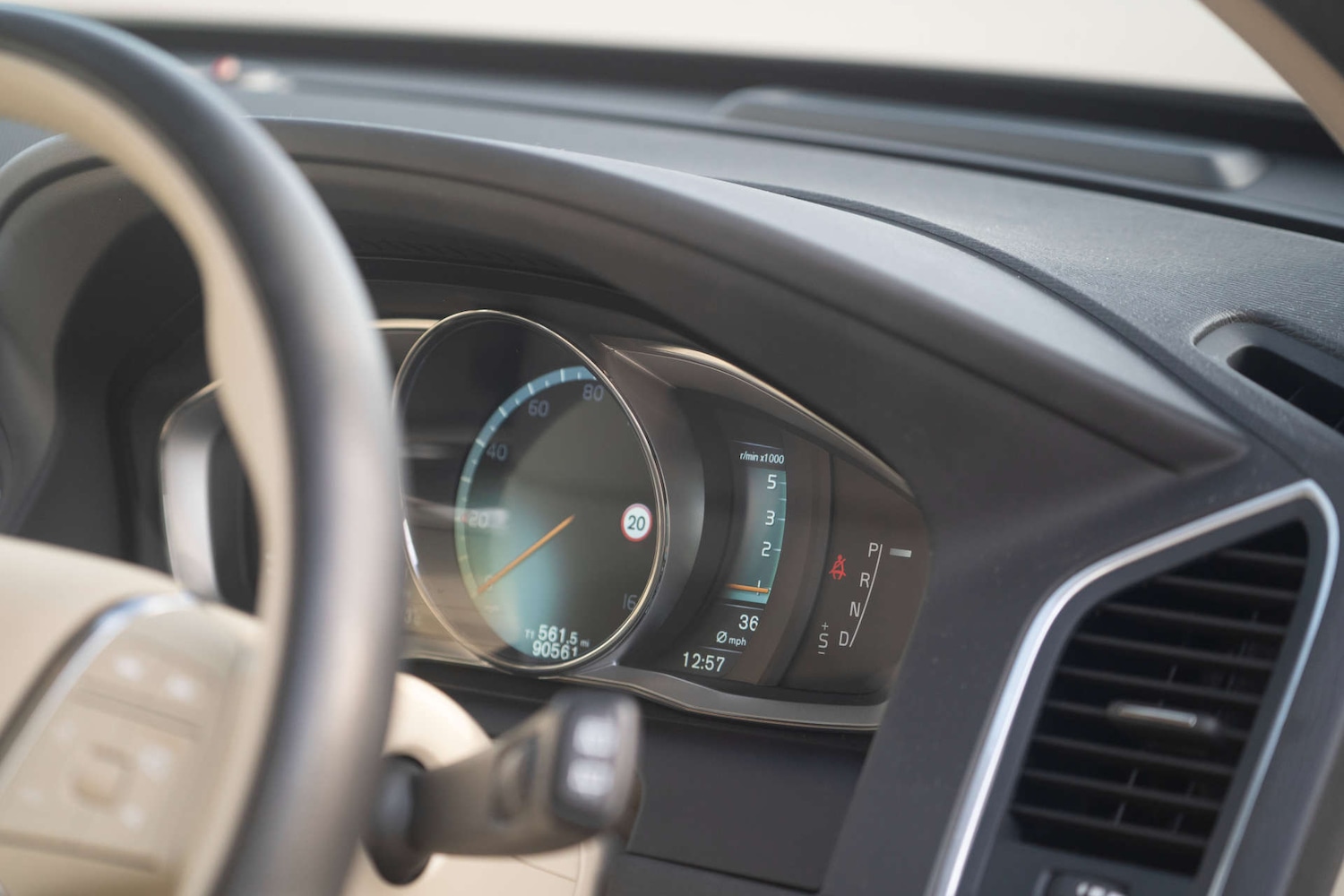 Used Volvo XC60 2015 for sale - 76720221: Photo 20