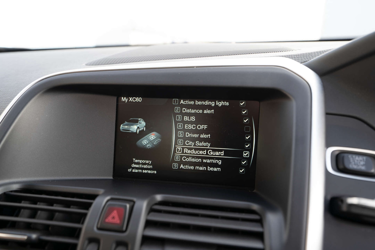 Used Volvo XC60 2015 for sale - 76720221: Photo 31