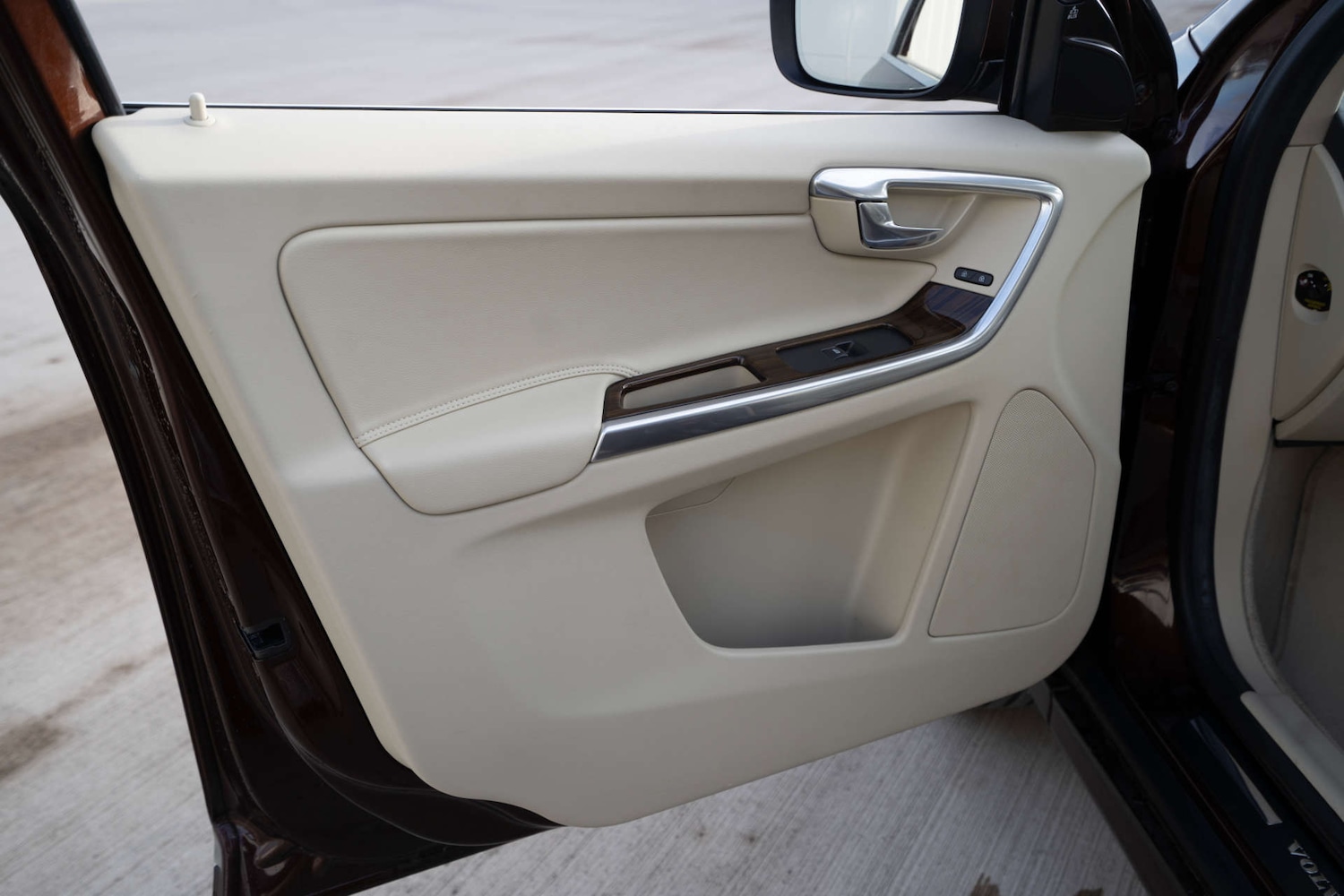 Used Volvo XC60 2015 for sale - 76720221: Photo 42