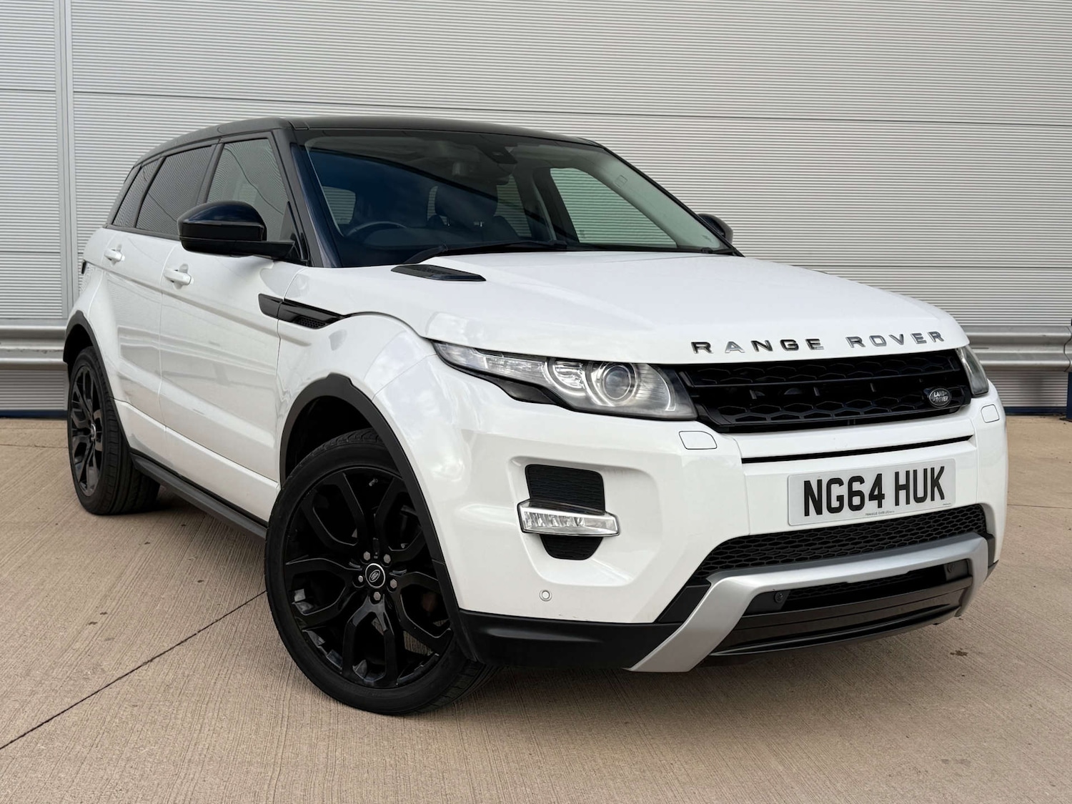 Used Land Rover Range Rover Evoque 2015 for sale - 76720209: Photo 1