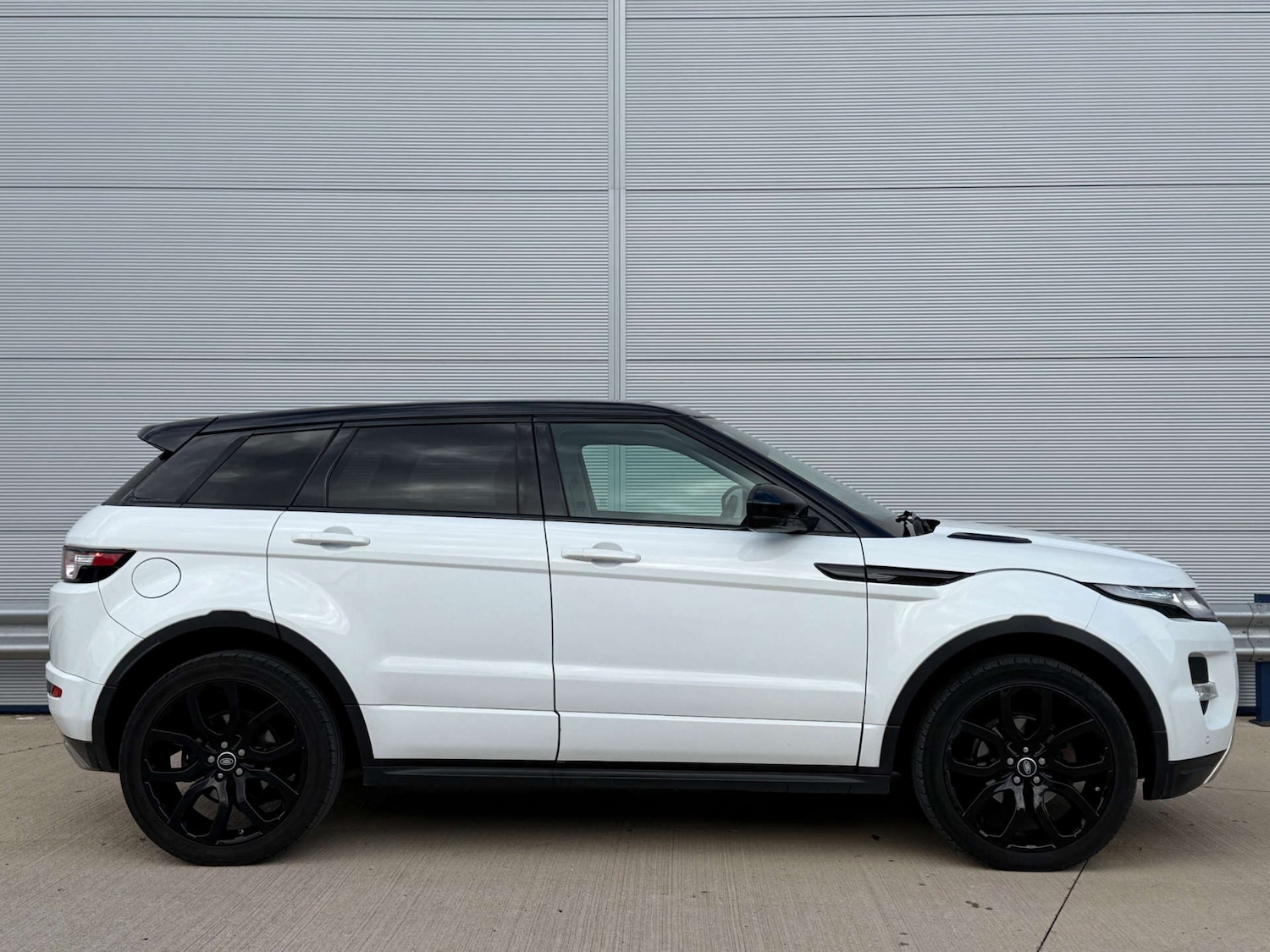 Used Land Rover Range Rover Evoque 2015 for sale - 76720209: Photo 59