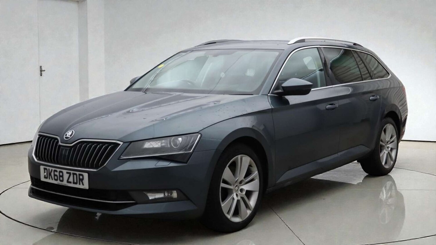 Used Skoda Superb 2018 for sale - 77306812: Photo 3