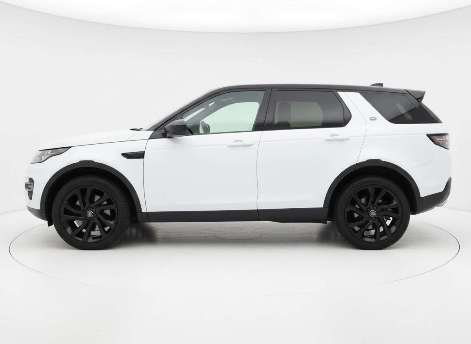 Used Land Rover Discovery Sport 2015 for sale - 78198809: Photo 12